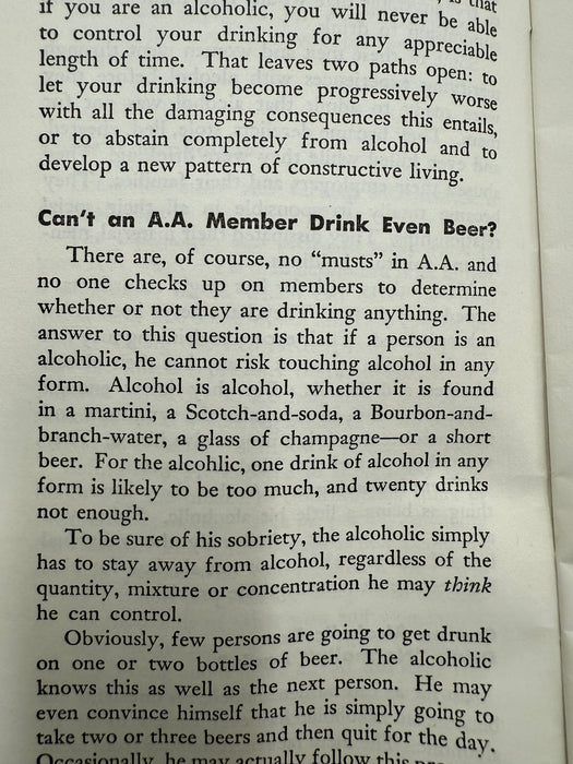 A.A. 44 Questions and Answers - Pamphlet - Sixth Printing from 1956