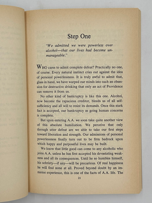 Alcoholics Anonymous Twelve Steps and Twelve Traditions - First Soft Cover Printing from 1989