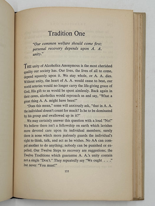 12 Steps and 12 Traditions First Edition 1st Printing Published by Harper & Brothers Recovery Collectibles