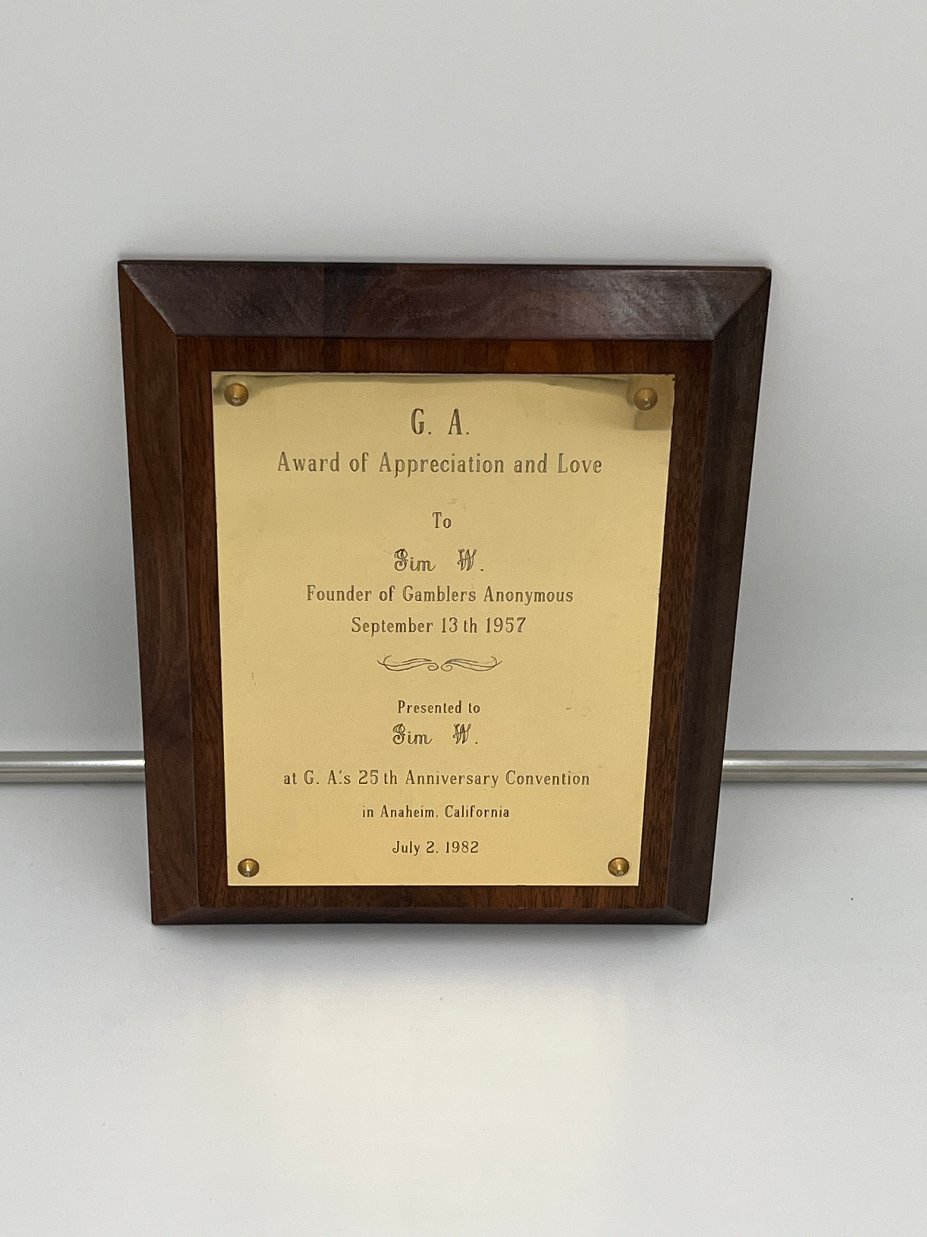 Founder-recognition plaque