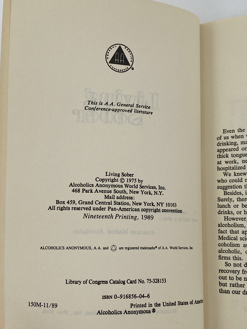 Living Sober 19th Printing 1989 Recovery Collectibles